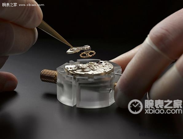 法穆兰官方售后电话（法穆兰走时变慢）