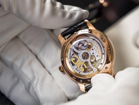 法穆兰授权维修中心（法穆兰发条变形）